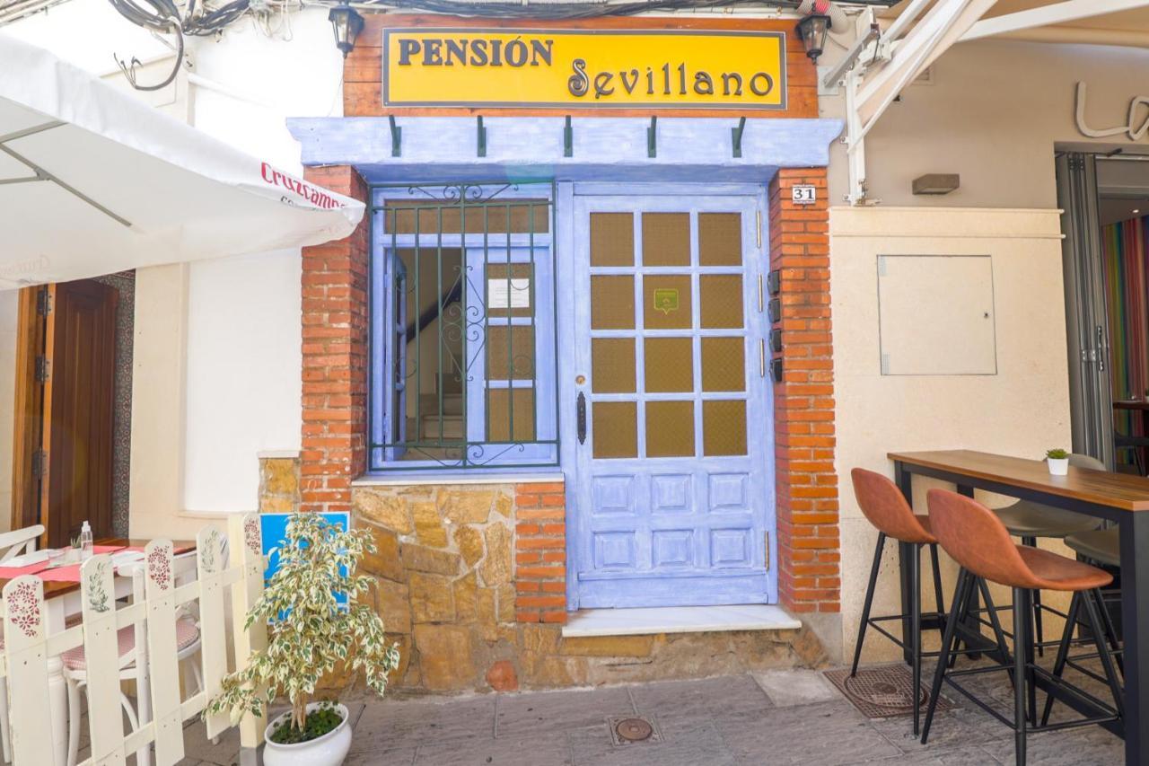 נרחה Pension Sevillano מראה חיצוני תמונה